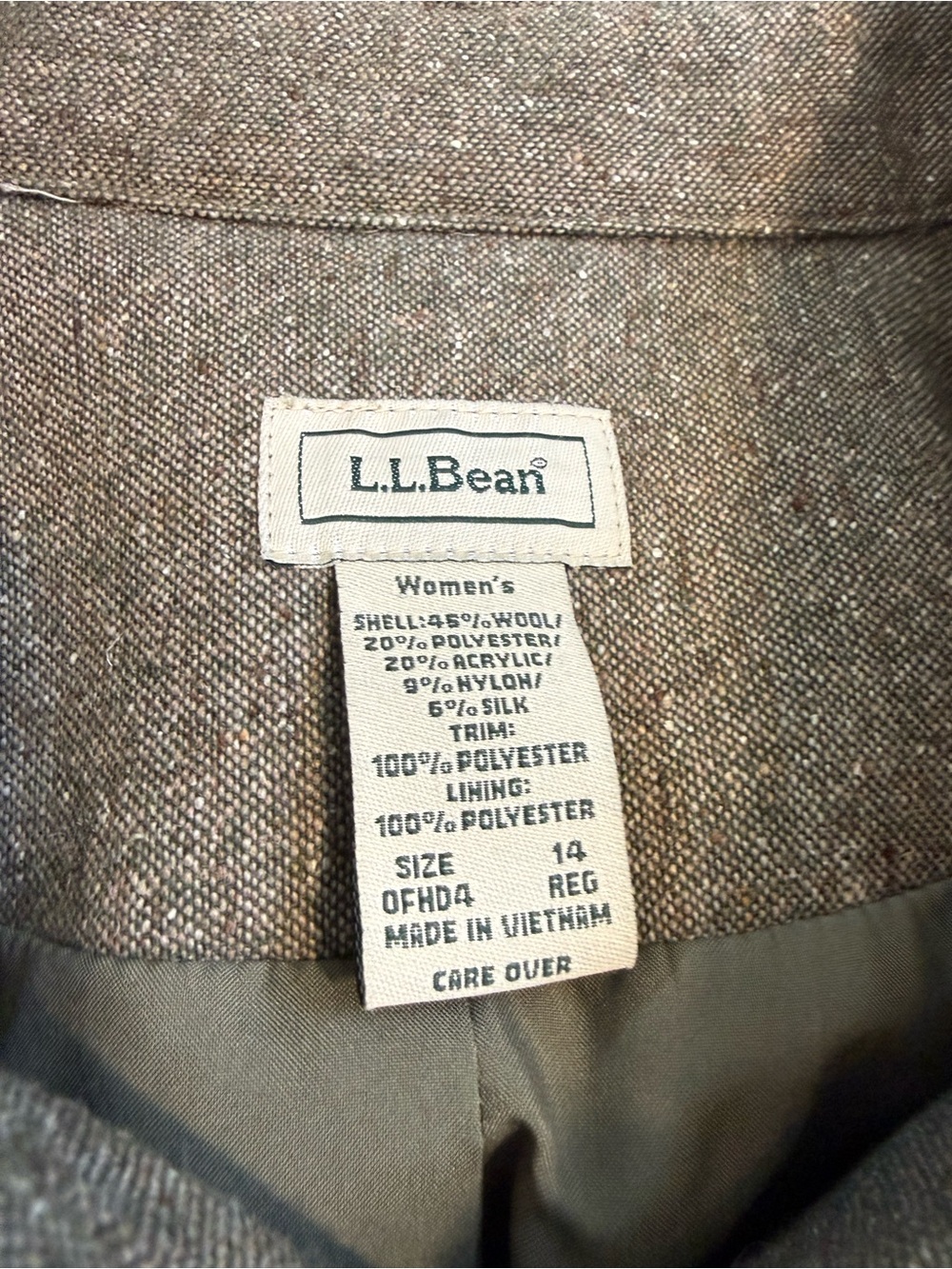 Vintage L.L. Bean Wool Blend Button Front Jacket with Silk Y2K - Suede accents - Picture 3 of 6